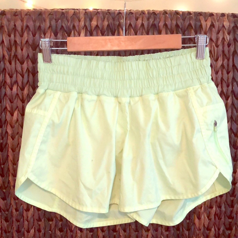 Lululemon Tracker Short 4”